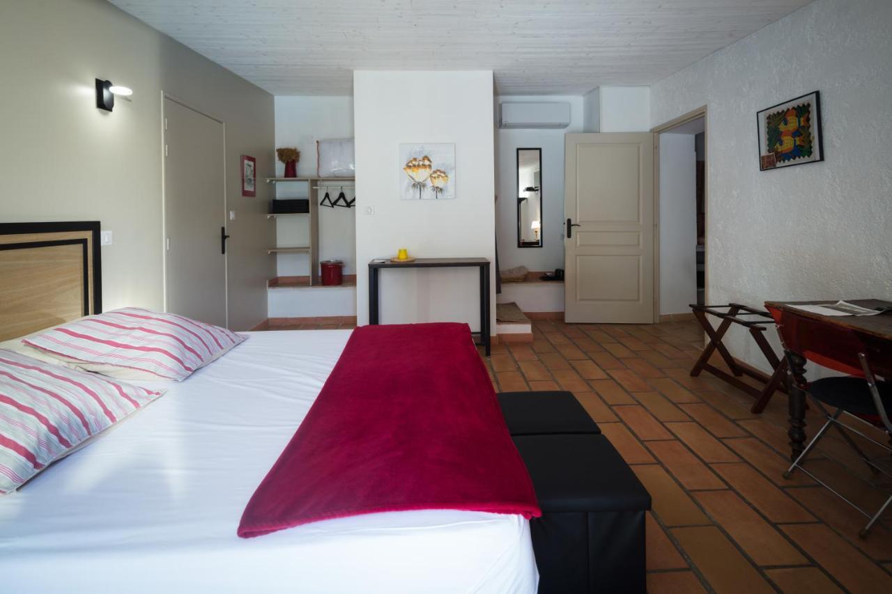 Logis des Magnans - le Murier - Sauve Extérieur photo